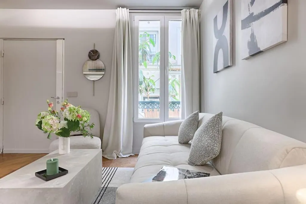 Mykeypers Great Luxury Flat 1Br/4P - Champs Elysees Apartment Paris